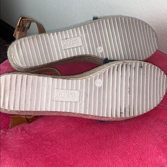 BRASH denim and brown espadrilles. - Picture 8 of 8